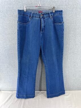 Dungarees Smith’s Women’s sz 12 Short 26” Inseam High Rise Jeans Stretchy Denim
